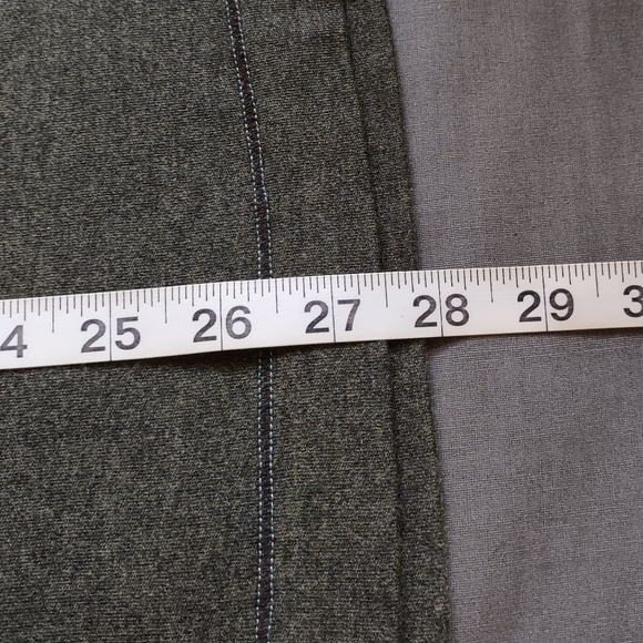 Robert Graham Classic Fit 1/4 Zip Pullover - Picture 11 of 11